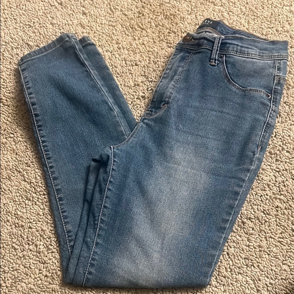 Curve appeal Blue Skinny Jeans with Subtle Fading 335